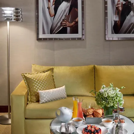 Mandarin Oriental, Ξενοδοχείο Παρίσι