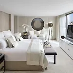 Mandarin Oriental, Otel