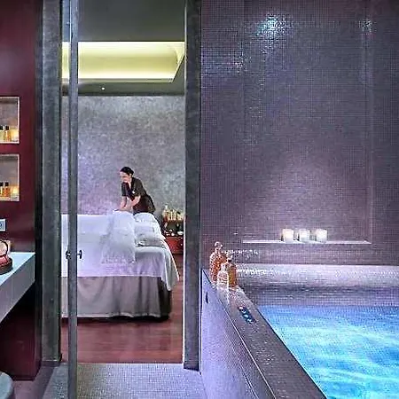 Szálloda Mandarin Oriental, Párizs