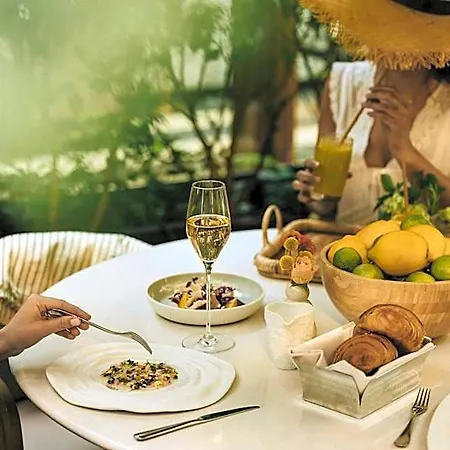 Mandarin Oriental,