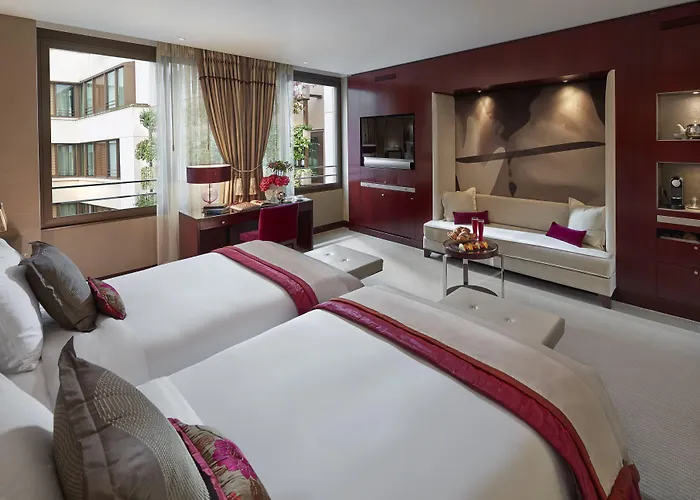 만다린 오리엔탈, 호텔 파리