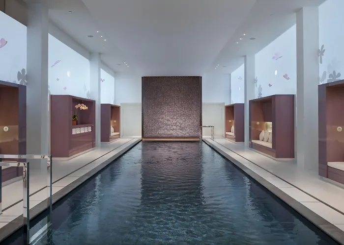 만다린 오리엔탈, 호텔