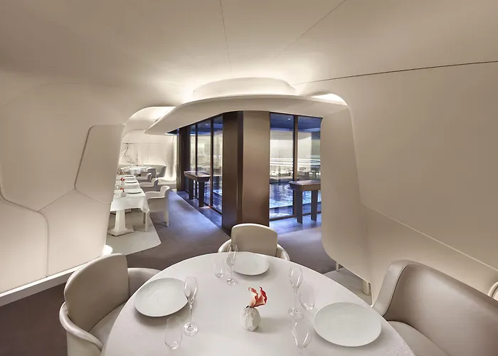 호텔 만다린 오리엔탈, 5*