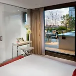 Mandarin Oriental,