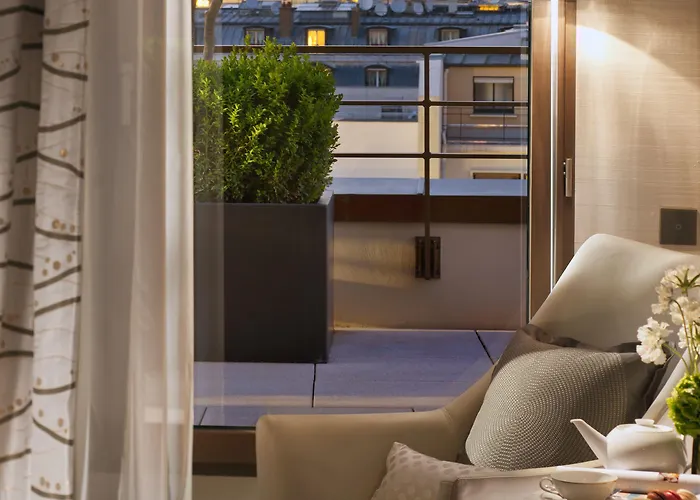 Mandarin Oriental, Ξενοδοχείο Παρίσι