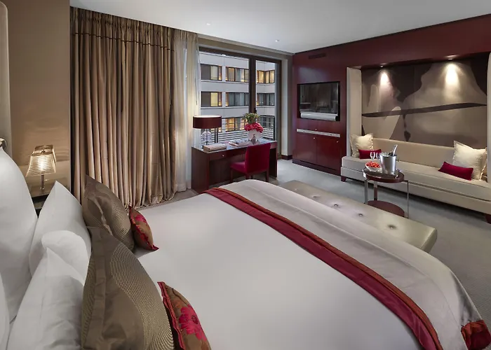 Mandarin Oriental, Ξενοδοχείο Παρίσι