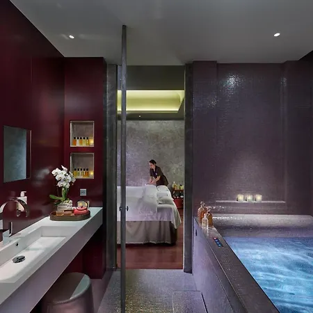 Mandarin Oriental, Szálloda