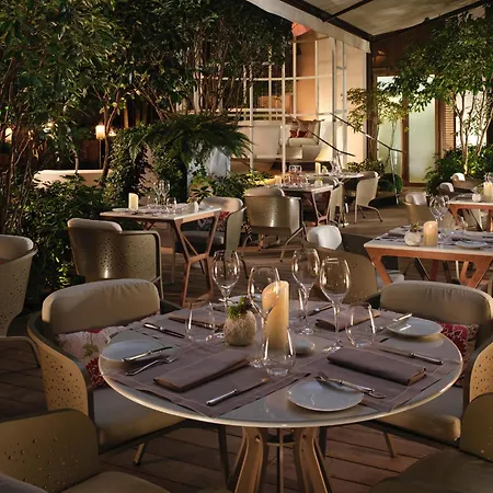 Mandarin Oriental, Szálloda 5*