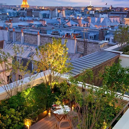 Mandarin Oriental, Szálloda 5*